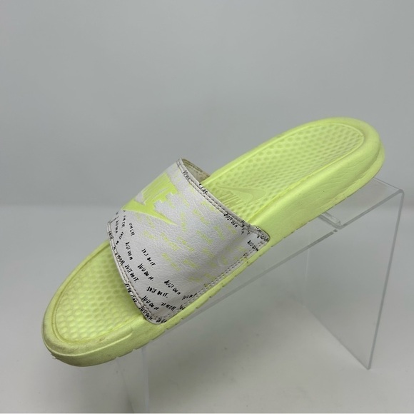 Nike Benassi Just Do It Highlighter Yellow & White Comfort Slide Sandal Size 10 - Picture 3 of 10